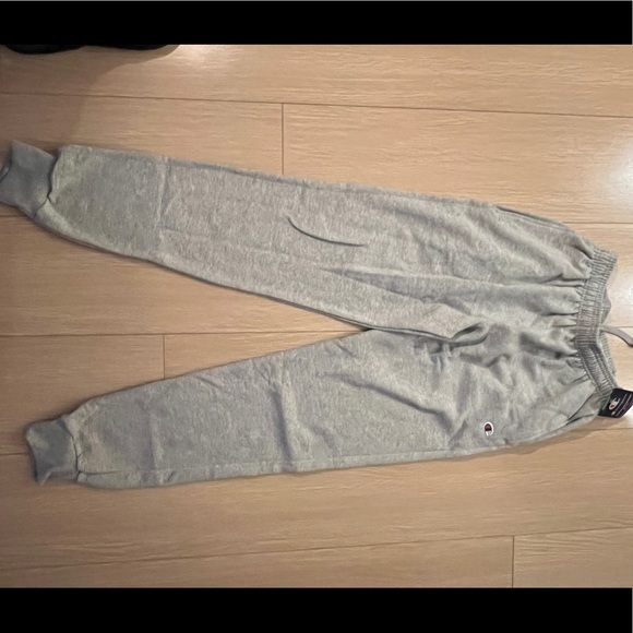 New with tag Champion sweatpants - Picture 1 of 2
